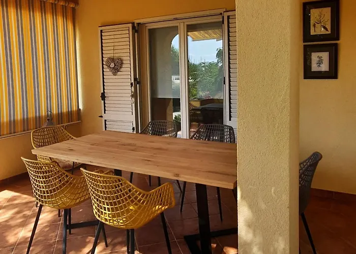 Stella Casa Bruno
